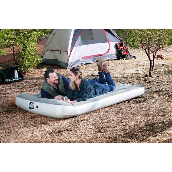 Single High Queen-Size Air Mattress with Built-In Pump - Image 4
